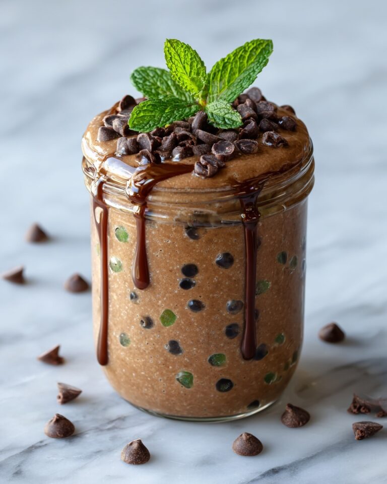 Mint Chocolate Chip Overnight Oats Recipe